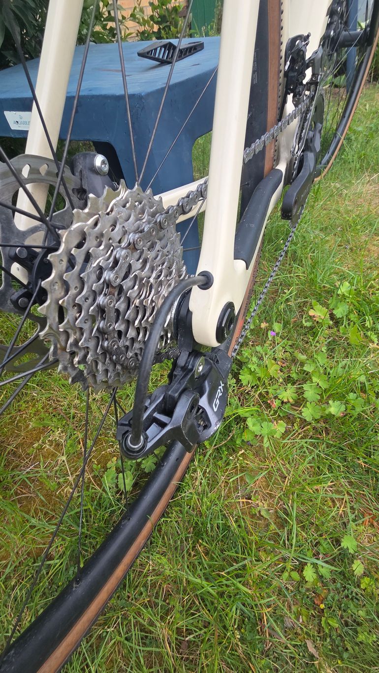 Used Canyon Grail CF SL 7 2024 2024 Road & Gravel — image 5 of 9