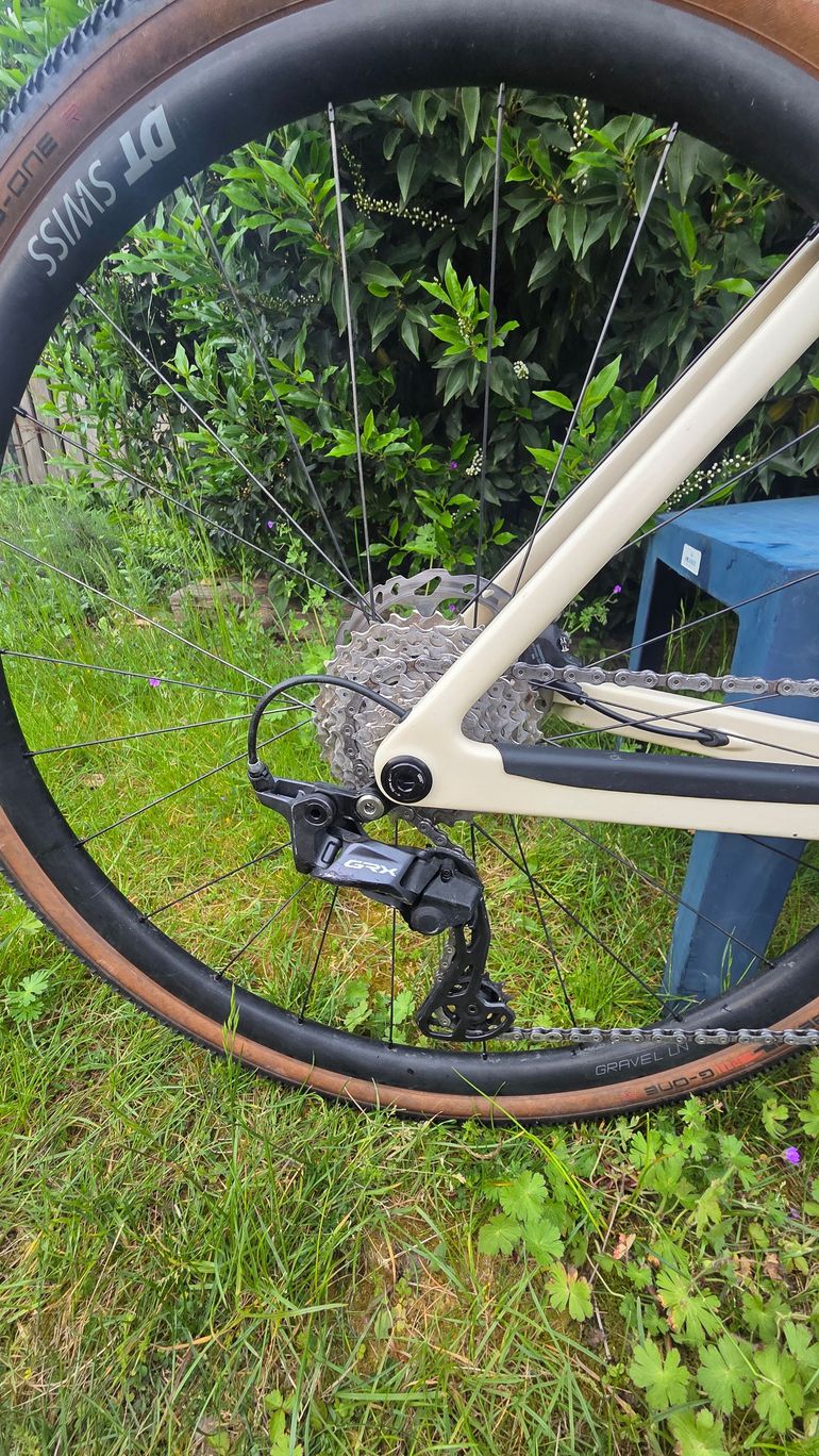 Used Canyon Grail CF SL 7 2024 2024 Road & Gravel — image 2 of 9