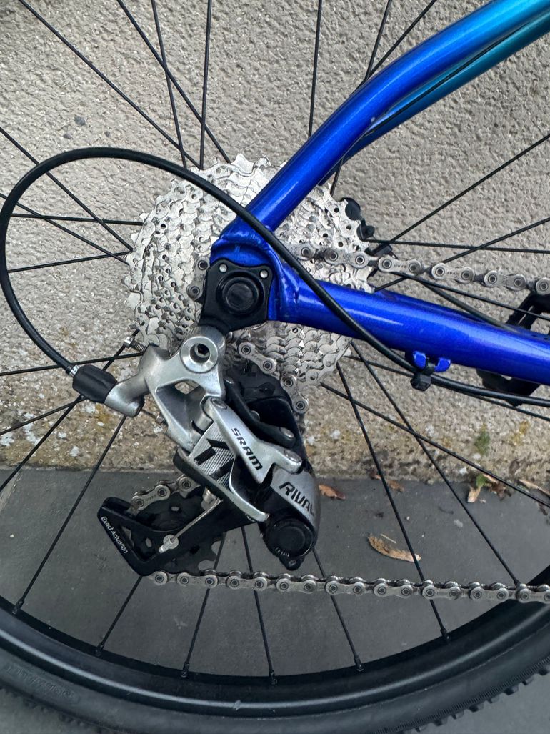 Used Vitus Energie 26 CX 2022 2022 Road & Gravel, Blue — image 11 of 23