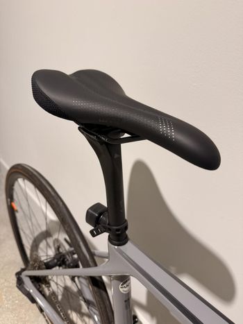Used Canyon Ultimate CF SL 8 Disc Di2 2022 2022 Road & Gravel, Light Gray — image 5 of 12