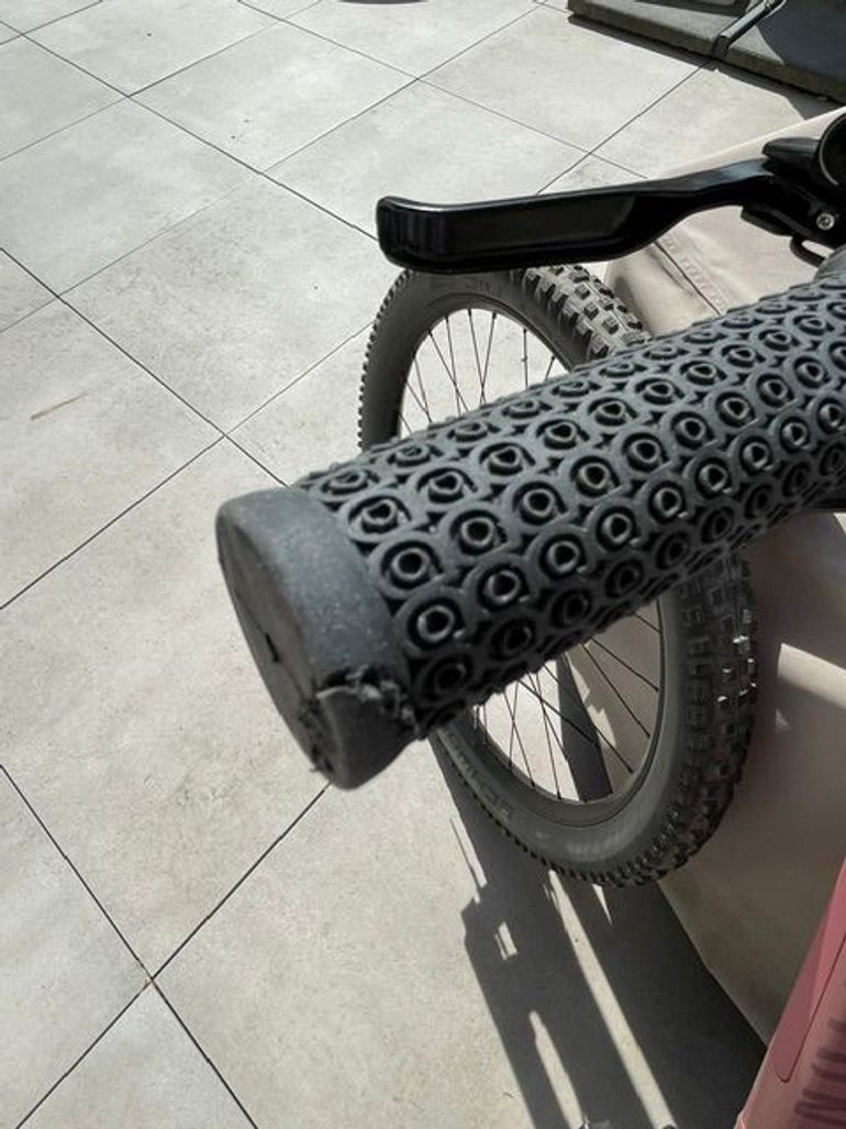 Used Canyon Grand Canyon:ON 8 2022 2022 Mountainbike, Purple, 27.5, 29 — image 6 of 8