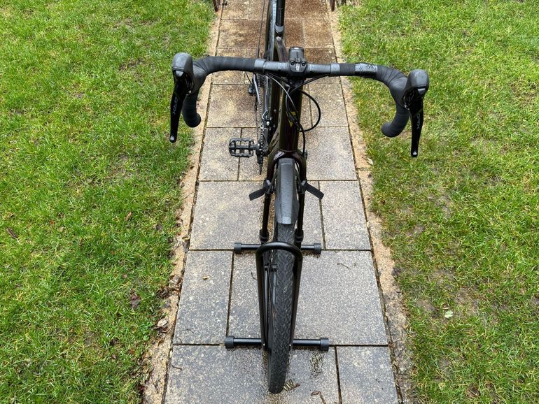 Used Giant Revolt 1 2024 2024 Road & Gravel, Red — image 3 of 20