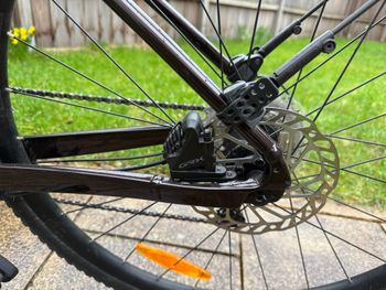 Used Giant Revolt 1 2024 2024 Road & Gravel, Red — image 2 of 20