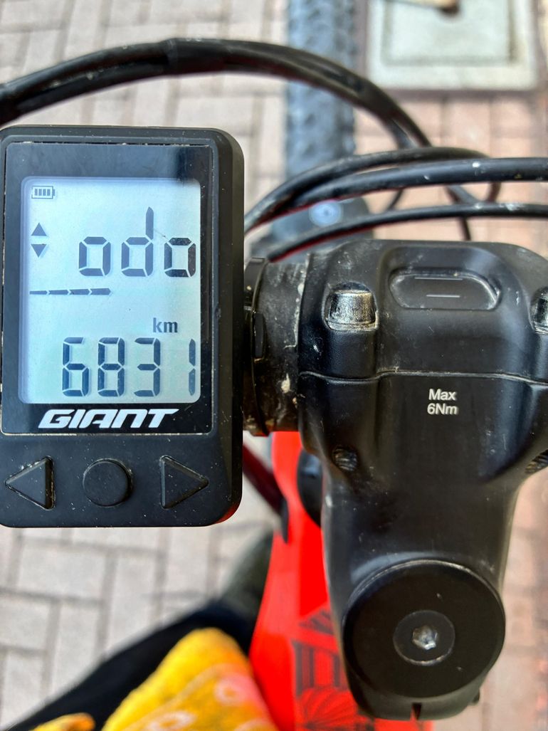Used Giant Reign E+ 1 Pro 2020 2020 Mountainbike, Red, 27.5 (650B) — image 3 of 5