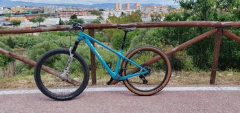 Used Yeti ARC X0 TRANSMISSION 2023 Mountainbike, Blue — image 18 of 19