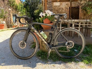 Used Trek Émonda SLR 9 eTap 2021 2021 Road & Gravel, Black — image 1 of 4