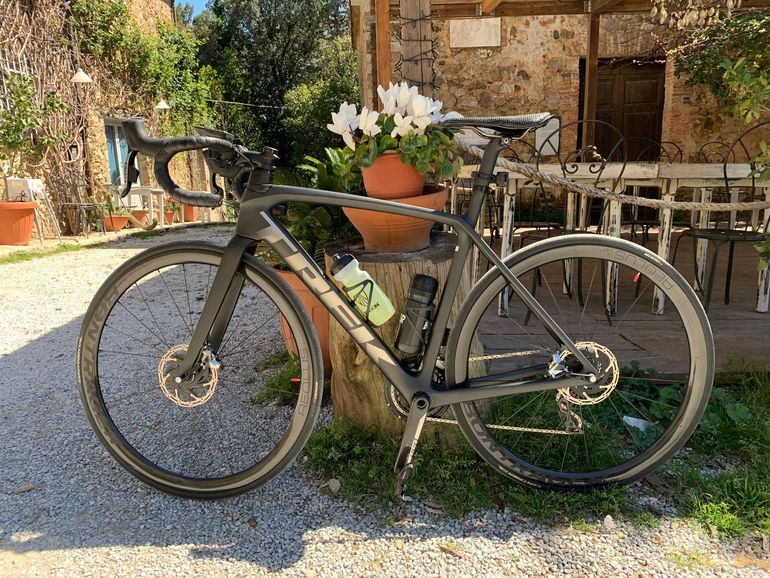 Used Trek Émonda SLR 9 eTap 2021 2021 Road & Gravel, Black — image 1 of 4