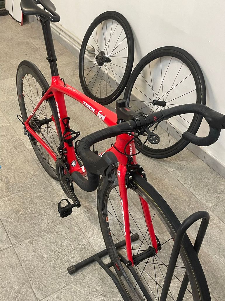 Trek Emonda Shimano Dura Ace 2018 Road & Gravel d'occasion — image 6 sur 13