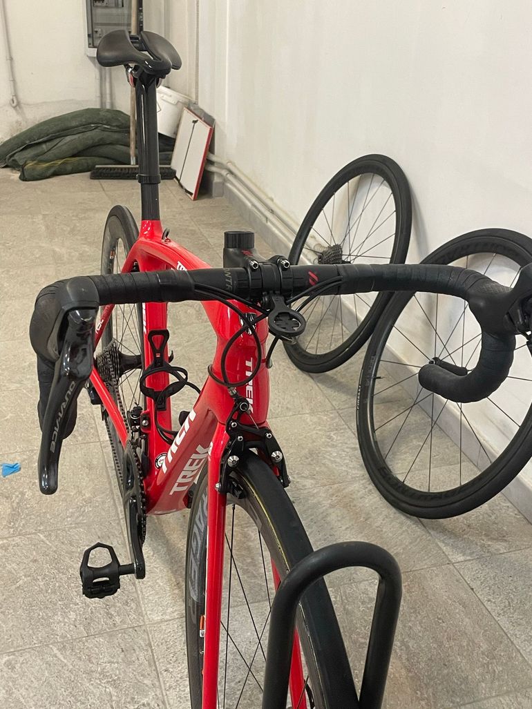 Trek Emonda Shimano Dura Ace 2018 Road & Gravel d'occasion — image 3 sur 13