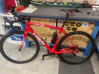 Used Trek Emonda Shimano Dura Ace 2018 Road & Gravel, Red — image 1 of 5