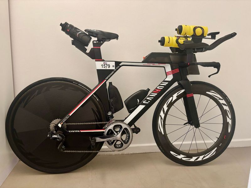 Canyon Speedmax CF SLX 9.0 2018 2018 Road & Gravel d'occasion — image 2 sur 8
