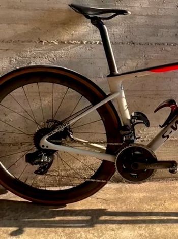 Used Specialized Roubaix Pro - SRAM Force eTap AXS 2020 2020 Road & Gravel, Red — image 4 of 5