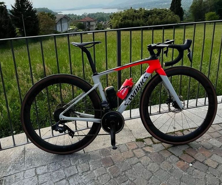 Used Specialized Roubaix Pro - SRAM Force eTap AXS 2020 2020 Road & Gravel, Red — image 1 of 5