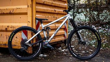Used Kavenz VHP18 Sram Eagle Transmission GX 2024 Mountainbike, Light Gray — image 1 of 3