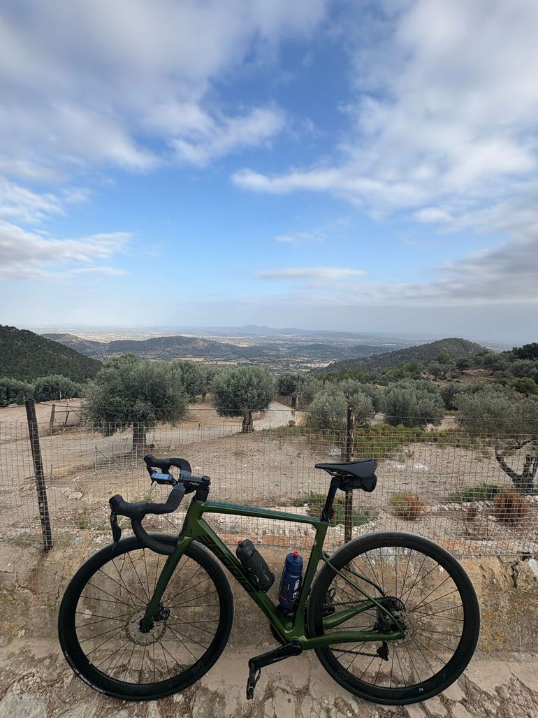 Used Berria BELADOR BR 9 2024 2024 Road & Gravel, Green — image 2 of 6