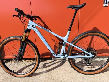 Brugt Pivot Mach 4 SL 2025 2025 Mountainbike — billede 6 af 7