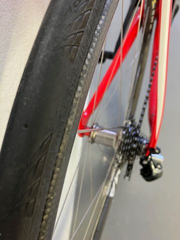 Pinarello DOGMA F8W 2016 2016 Road & Gravel usato, Rosso — immagine 19 di 20