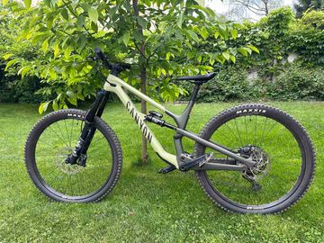 Canyon Spectral 125 CF 7 2022 2022 Mountainbike usato, Verde — immagine 1 di 3