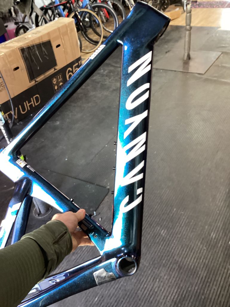 Used Canyon Canyon Aerolux Road Replica Frameset 2026 Road & Gravel, Black — image 2 of 3