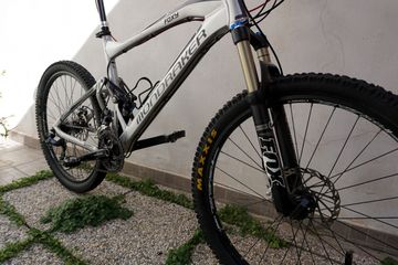Gebrauchtes Mondraker Foxy 2012 Mountainbike, Hellgrau — Bild 2 von 6