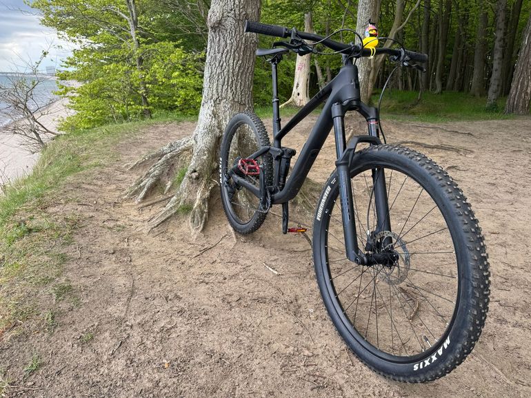 Used CUBE STEREO ONE44 C:62 PRO 2024 2024 Mountainbike, Black, 27.5, 29 — image 1 of 17