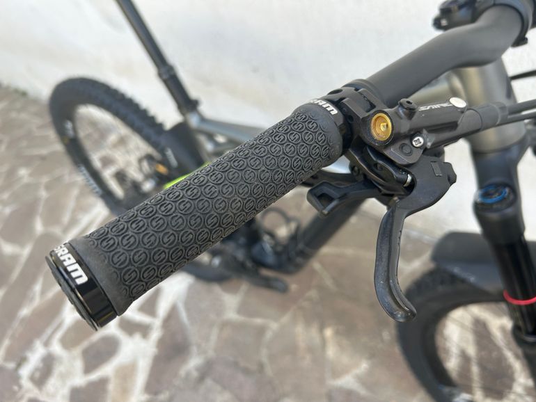 Used Specialized Enduro Other Shimano 2018 Mountainbike — image 4 of 9
