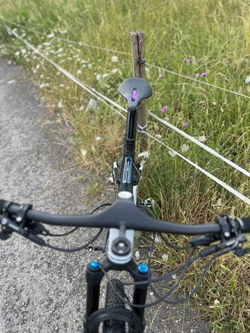 Gebrauchtes Orbea OIZ M30 2024 2024 Mountainbike, Weiß, 29 — Bild 6 von 12