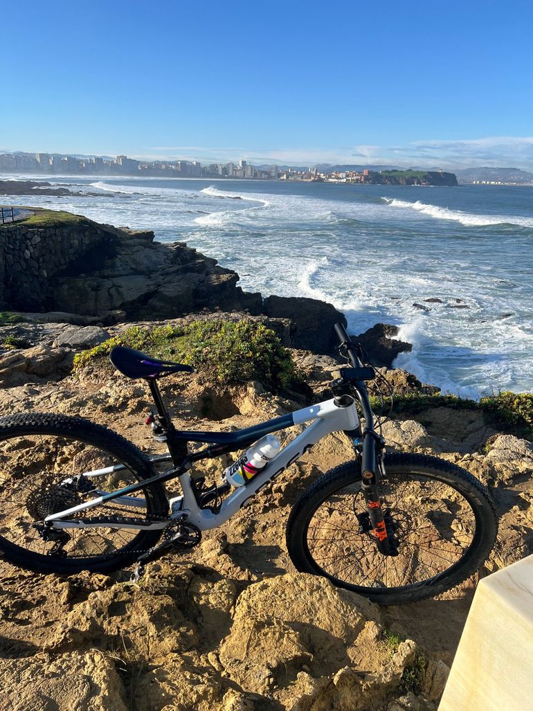 Used Orbea OIZ M30 2024 2024 Mountainbike — image 1 of 3