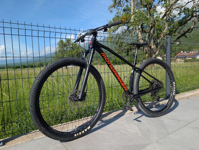 Used Mondraker CHRONO 2023 2023 Mountainbike, Black, 29 — image 2 of 13