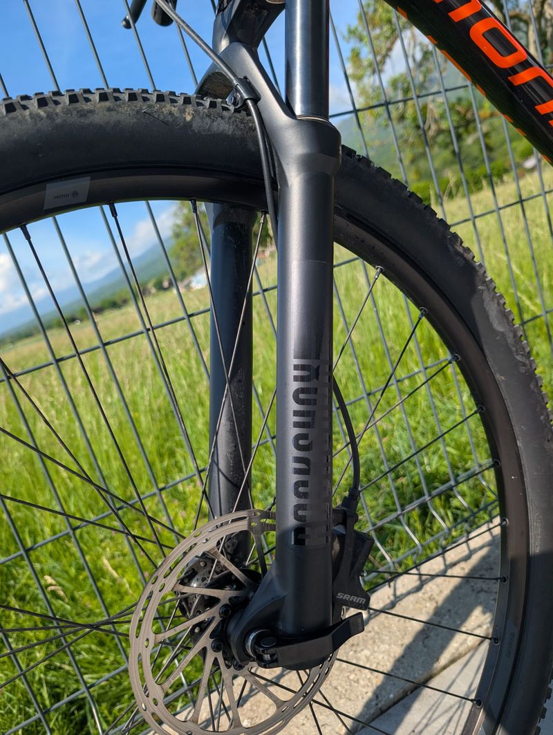 Used Mondraker CHRONO 2023 2023 Mountainbike, Black, 29 — image 10 of 13