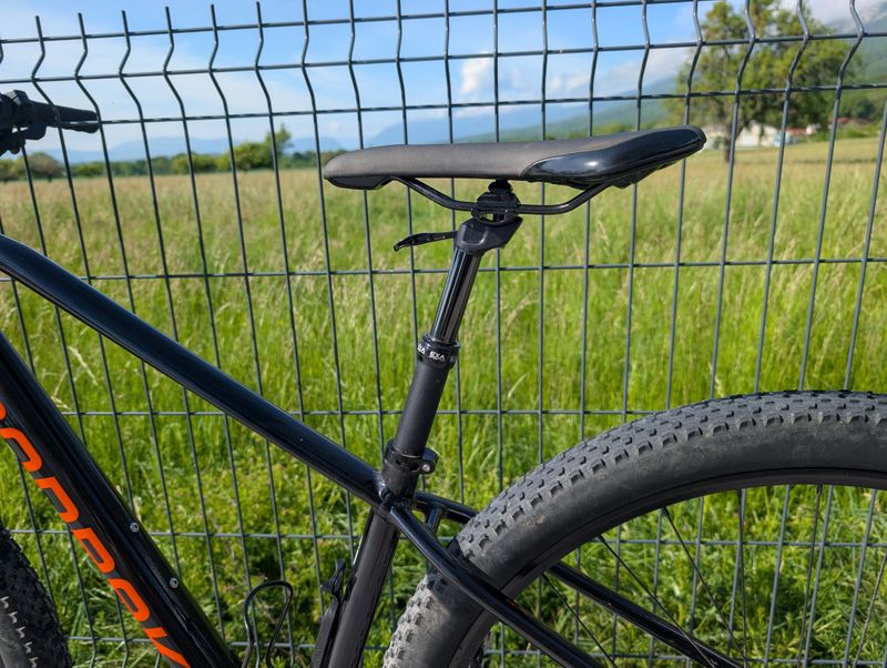 Used Mondraker CHRONO 2023 2023 Mountainbike, Black, 29 — image 7 of 13