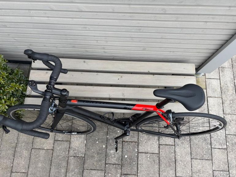 Used Stevens Stevens Stelvio Sondermodell Ultegra 2025 Road & Gravel, Black — image 2 of 11