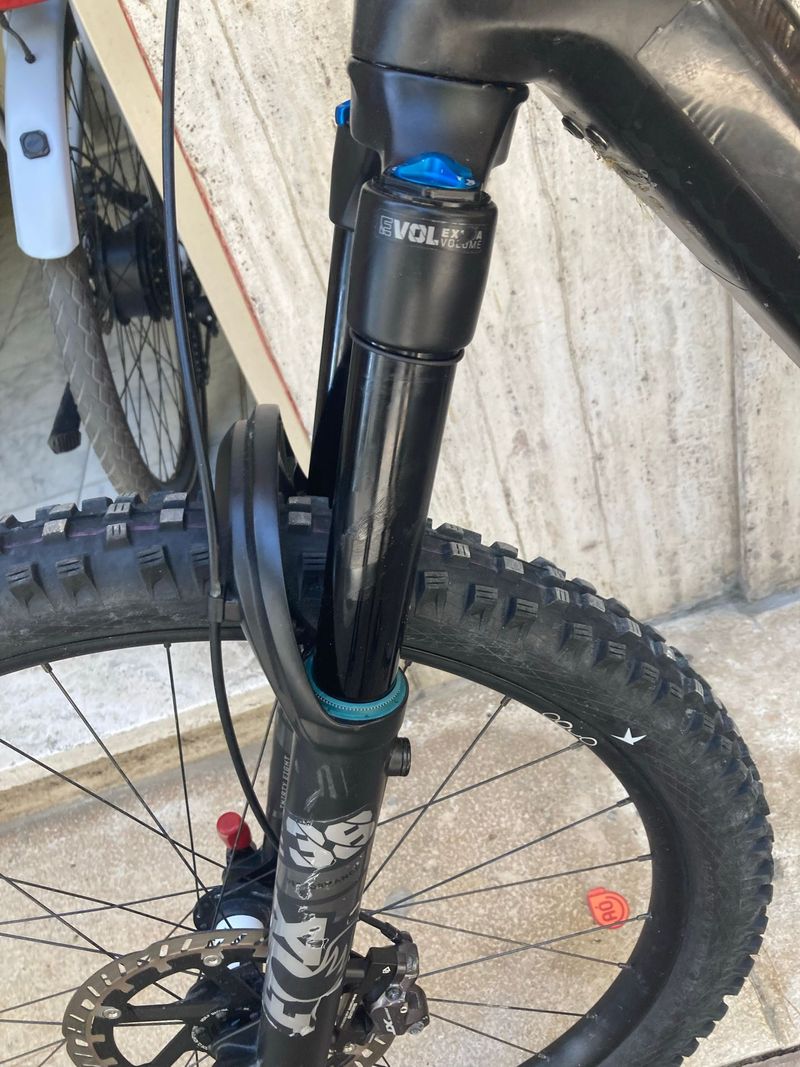Używany Orbea WILD M10 2024 2024 Mountainbike — zdjęcie 4 z 7