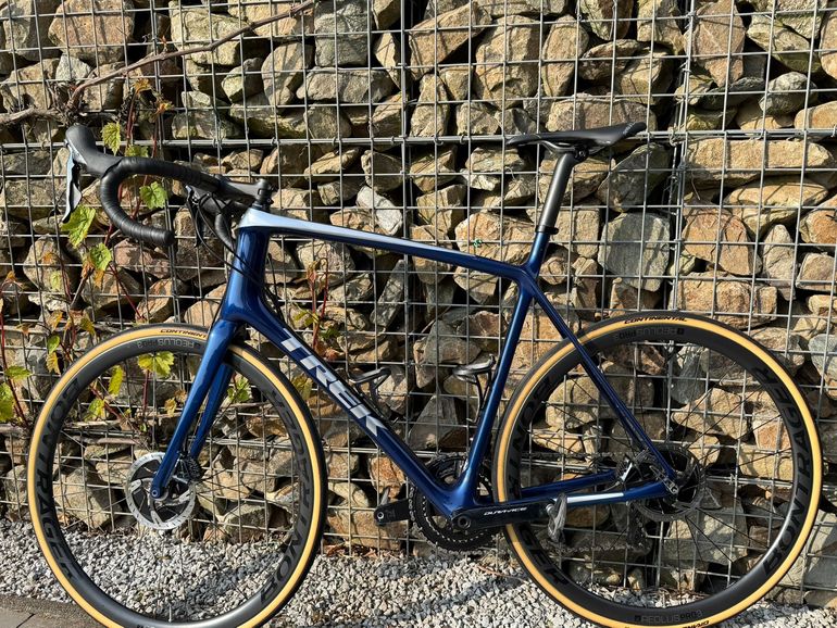 Used Trek Émonda SLR 8 Disc 2018 2018 Road & Gravel, Blue — image 6 of 6