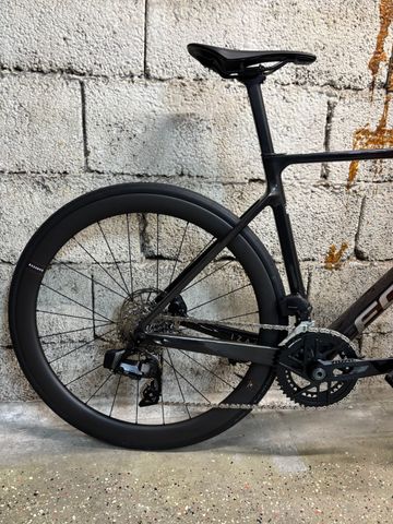 Brugt Focus IZALCO MAX 8.9 2025 2025 Road & Gravel — billede 2 af 4