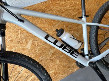 Used CUBE AIM SL 2021 2021 Urban, Light Gray — image 9 of 9