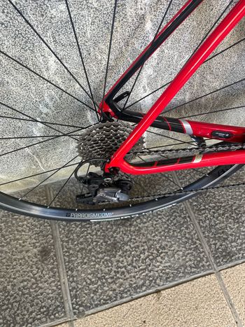 Used Trek Domane SL 6 2018 2018 Road & Gravel — image 3 of 8