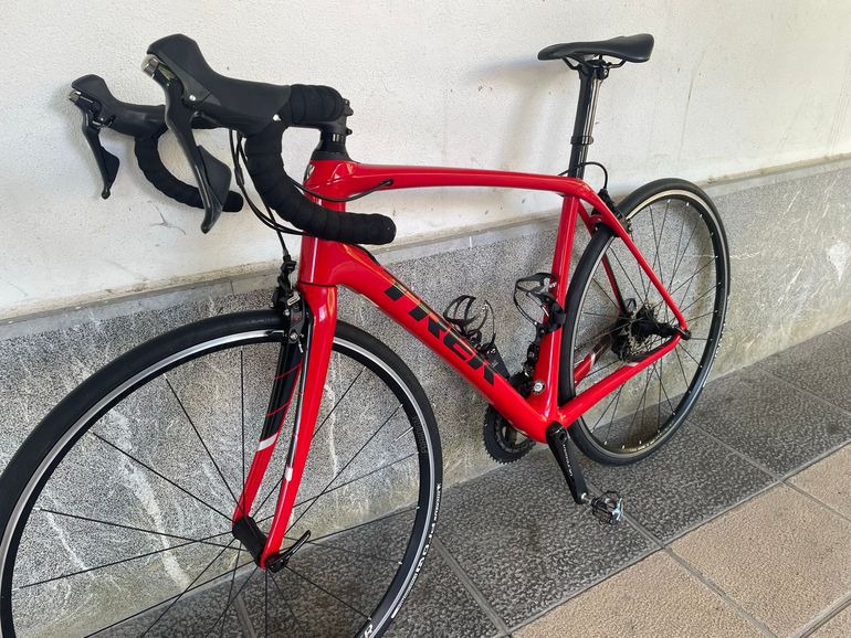 Used Trek Domane SL 6 2018 2018 Road & Gravel — image 5 of 8