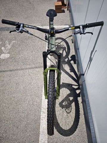 Used Commencal META TR SRAM GX Eagle AXS 2024 Mountainbike, Green, 29 — image 18 of 21