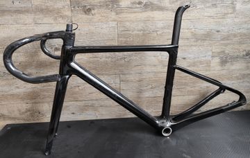 Używany Schmolke Aerrow SL Sonderlackierung Black Edition Frameset 2025 Road & Gravel