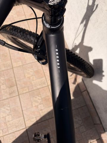 Used Mondraker CHRONO DC 2023 2023 Mountainbike, Black, 29 — image 6 of 15