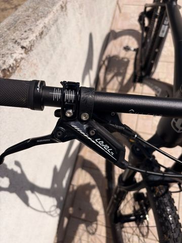 Used Mondraker CHRONO DC 2023 2023 Mountainbike, Black, 29 — image 4 of 15