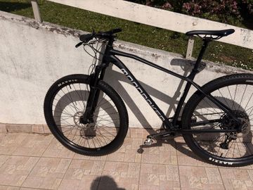Used Mondraker CHRONO DC 2023 2023 Mountainbike, Black, 29 — image 2 of 15