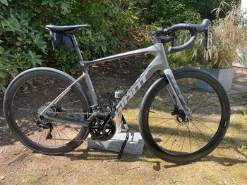 Used Giant Giant Defy Advanced 2019 Road & Gravel, Light Gray — image 1 of 4