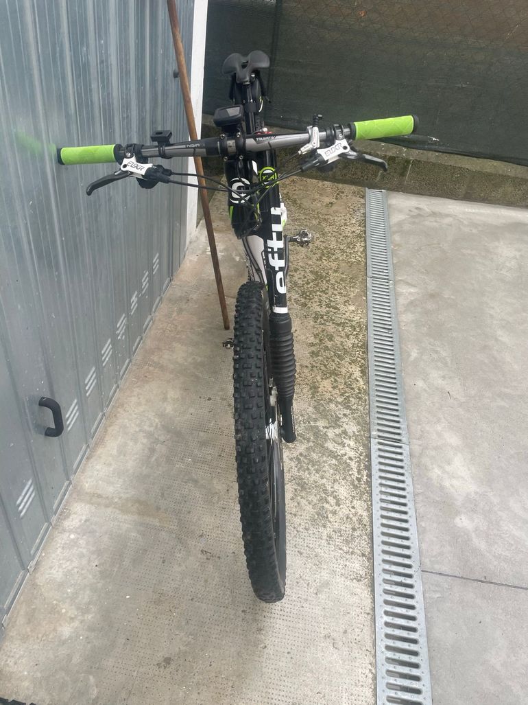 Used Cannondale Scalpel-Si Carbon 4 2017 2017 Mountainbike — image 10 of 13