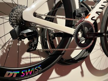 Brugt Canyon Aeroad CF SLX 7 AXS 2025 2025 Road & Gravel — billede 13 af 16