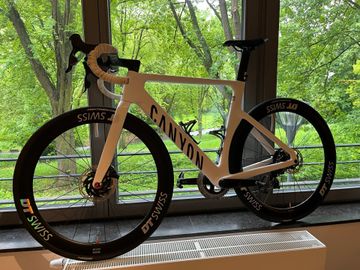 Brugt Canyon Aeroad CF SLX 7 AXS 2025 2025 Road & Gravel — billede 2 af 16