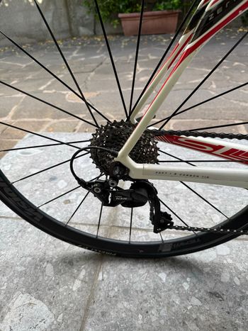 Used Specialized Roubaix Shimano 105 2015 Road & Gravel — image 3 of 6