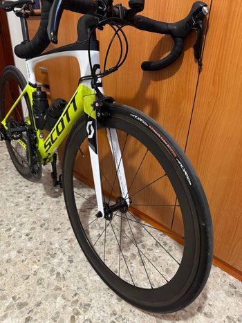 Used Scott Foil 30 2017 2017 Road & Gravel, White — image 4 of 5