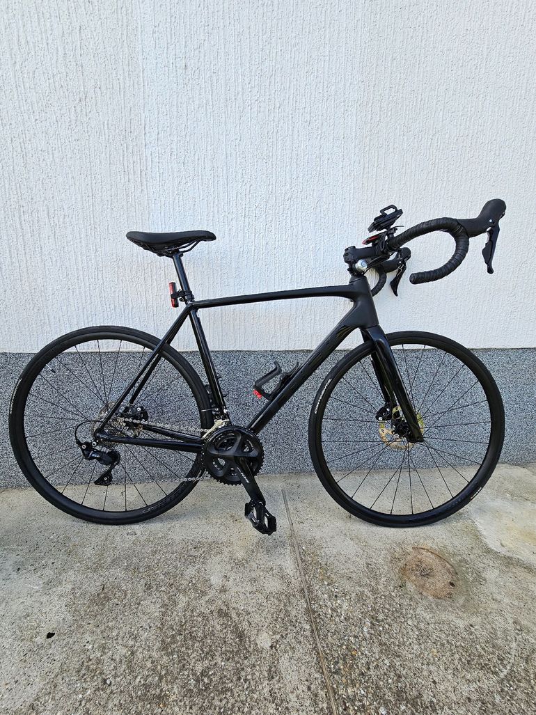 Used Trek Émonda ALR 5 2023 2023 Road & Gravel, Black — image 1 of 8